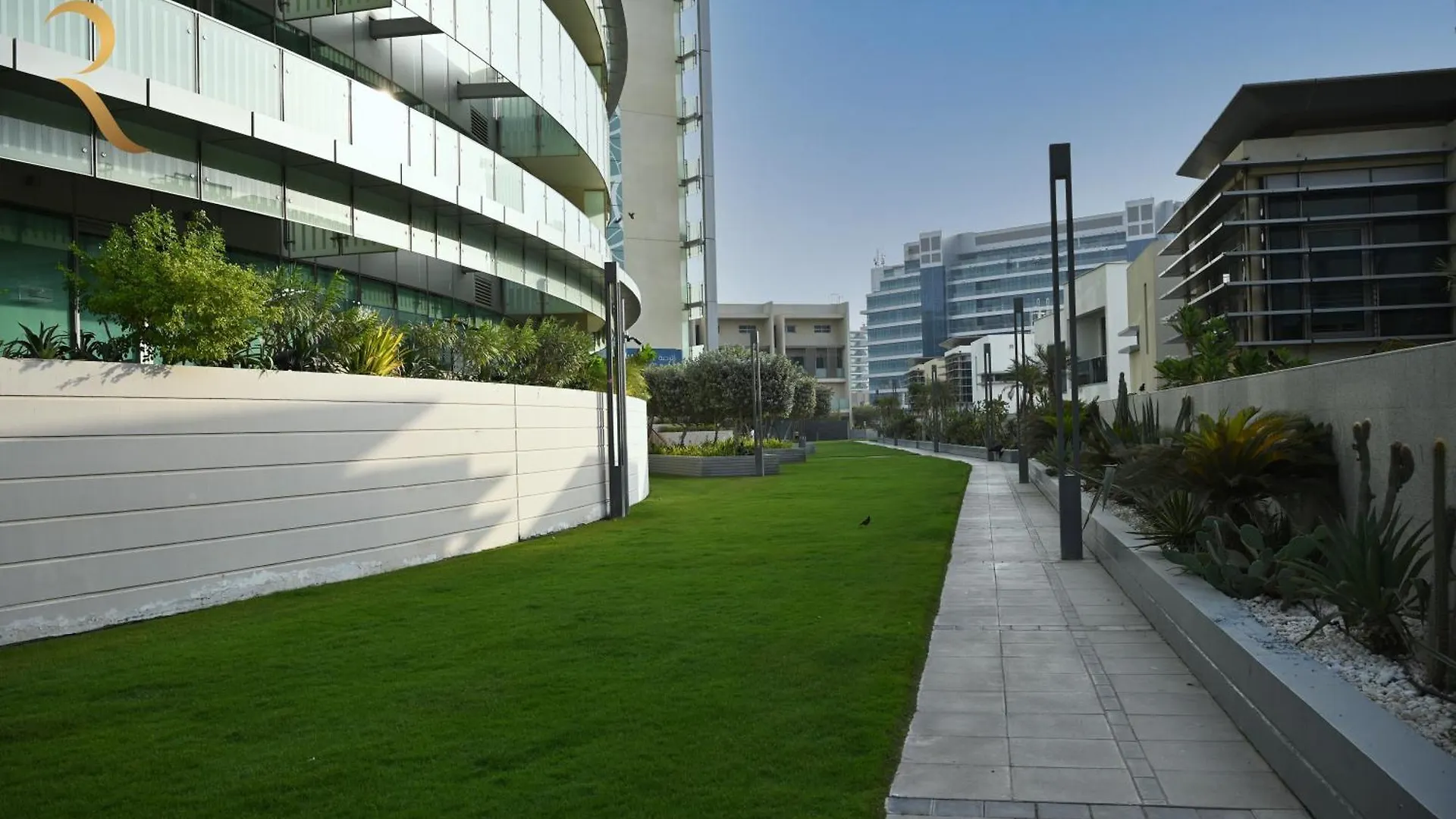 Apartment Your 2Br Luna Retreat With Beach Access In Al Rahba Abu Dhabi