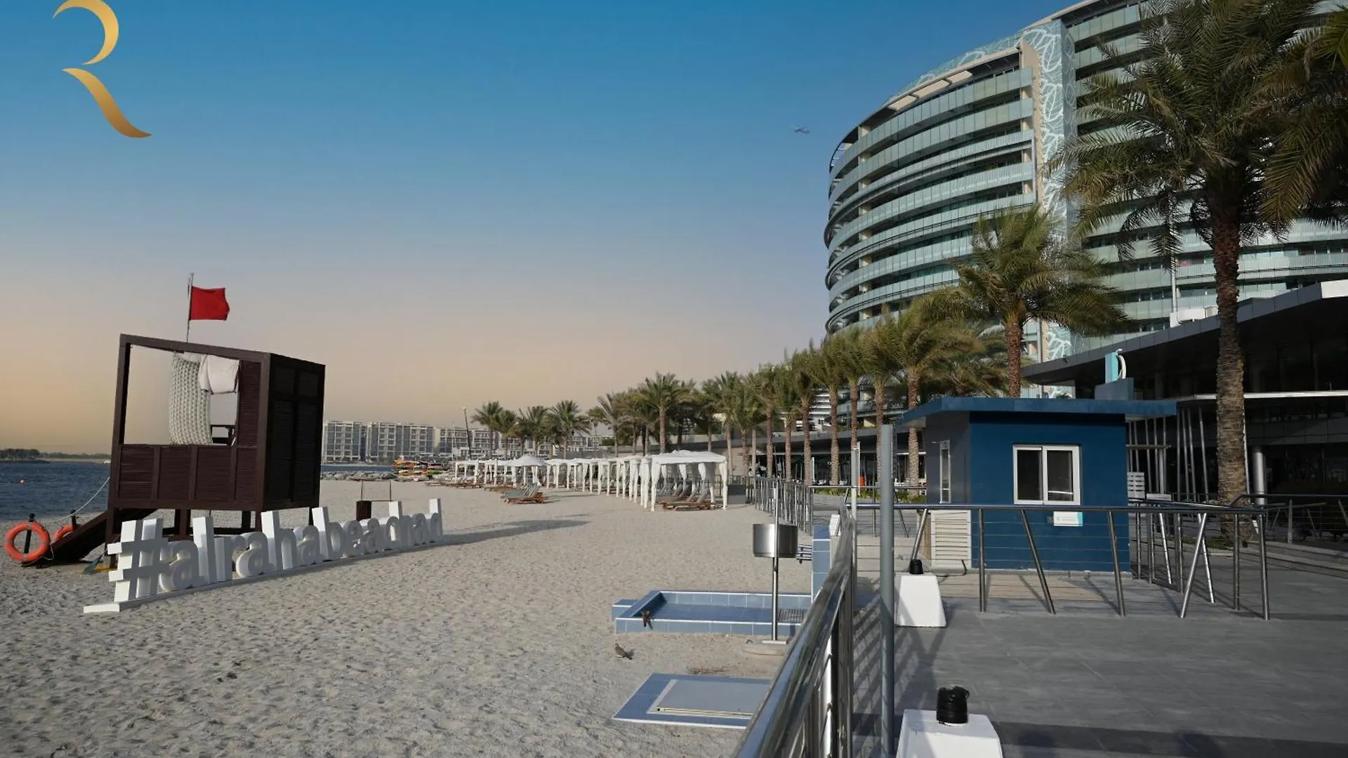 Your 2Br Luna Retreat With Beach Access In Al Rahba Abu Dhabi 0*,